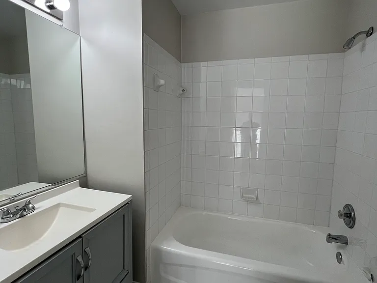 3326 Oxon Run Rd SE — Photo 10