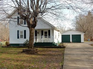10710 Blough Ave SW, Bolivar, OH 44612