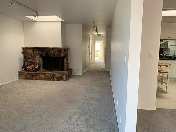 5th image of 347 Hill St