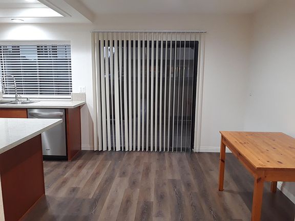 5th image of 21736 Laurelrim Dr Unit D