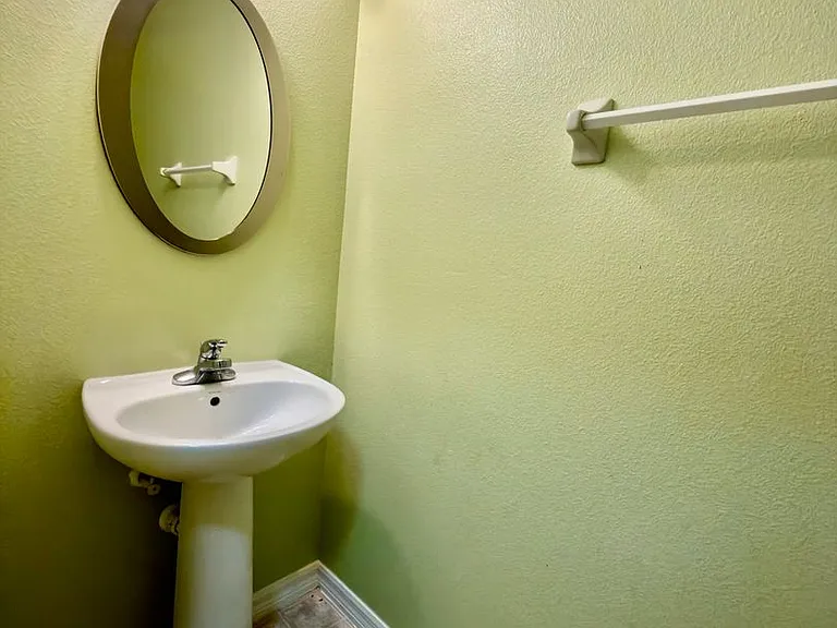 2305 Betsy Ross Ln — Photo 5