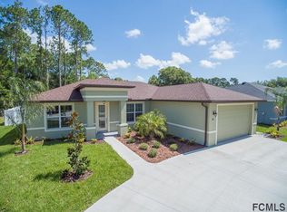 21 Porpoise Ln, Palm Coast, FL 32164