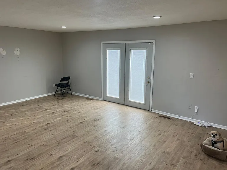 5676 Brookdale Dr N — Photo 3