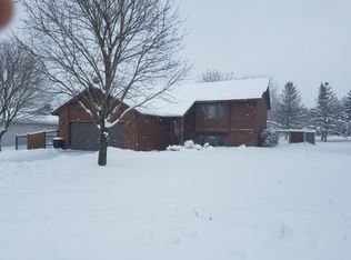 1127 Nelson Ave, Red Wing, MN 55066