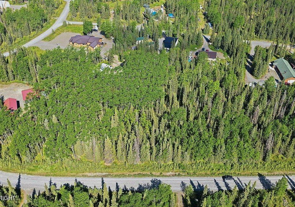 1st image of 52695 Thalia Ln