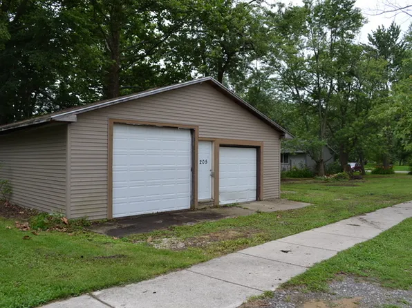205 W Gould St, Braceville, IL 60407
