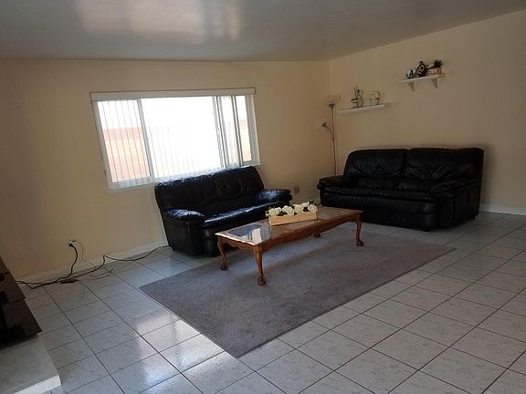 2nd image of 9822 Windsor Ave