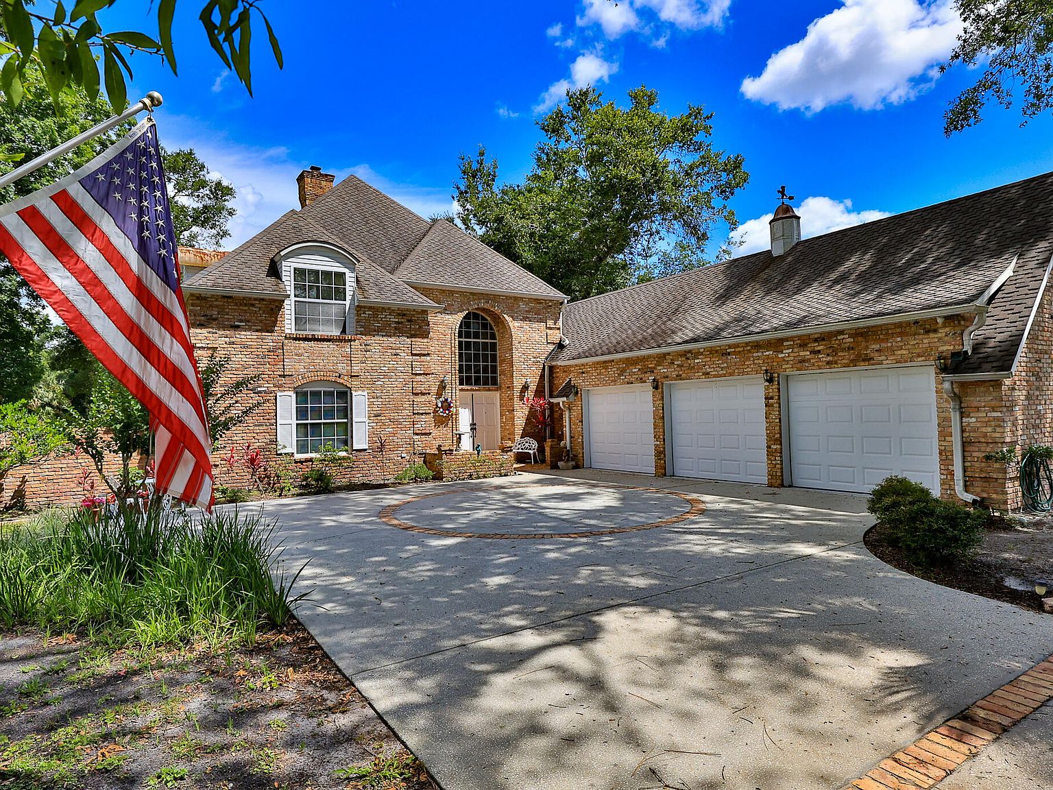 1889 E Spruce Creek Blvd