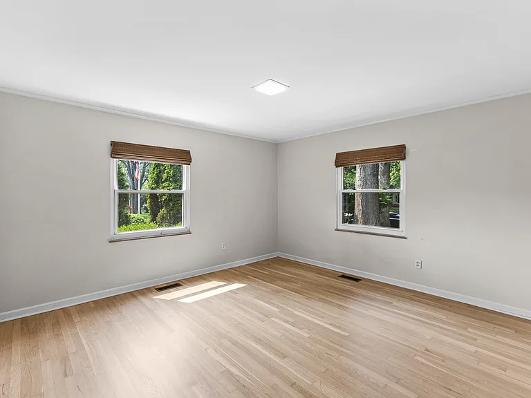 123 W Clearview Ave — Photo 33