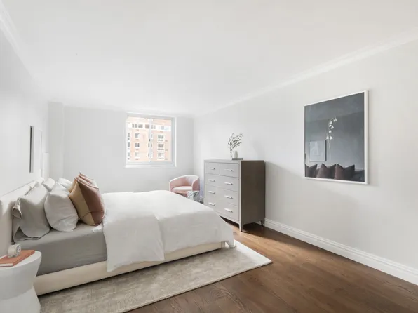 625 Main Street image 6 of 11