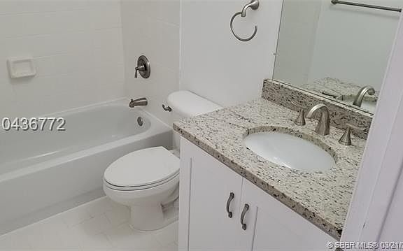 5th image of 20833 NW 3rd Ct