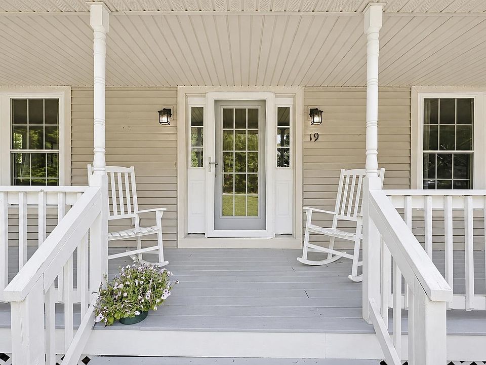 1st image of 19 Rouleau Drive