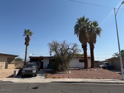 1124 Nassau Dr, Las Vegas, NV, 89108