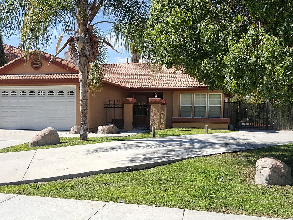 1st image of 43330 Peartree Ln