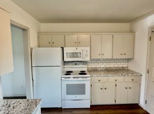 Warren 3 Bedroom 2 bathroom Apartment HOME, Denver, CO 80222