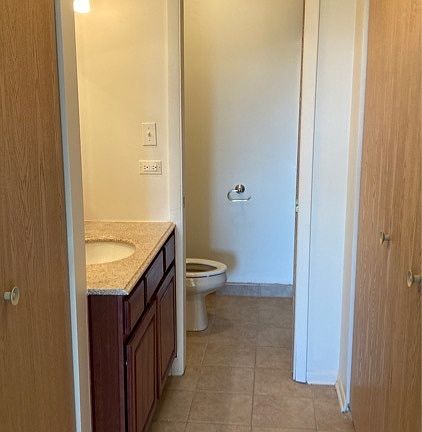 4th image of 9937 S Cicero Ave #408-408-G11