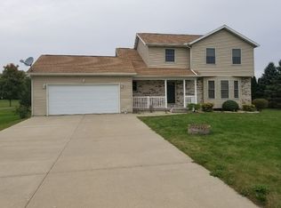 4576 Winn Rd, Sterling, IL 61081