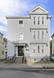 8 Harmony St, New Bedford, MA, 02744