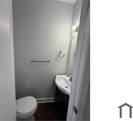 5th image of 1542 S Marston St