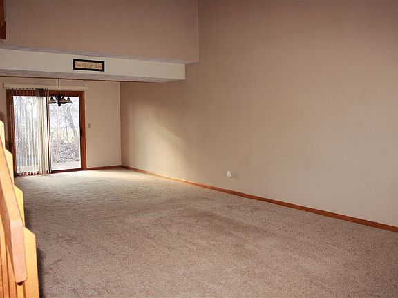 2nd image of 7339 Travertine Trl