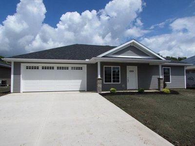 217 Falcon St #15, Bellefontaine, OH, 43311