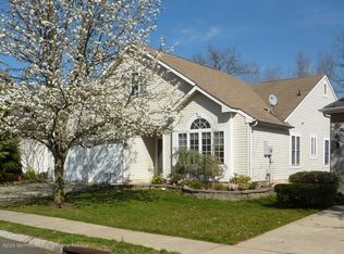 27 Cypress Point Ln, Jackson, NJ 08527