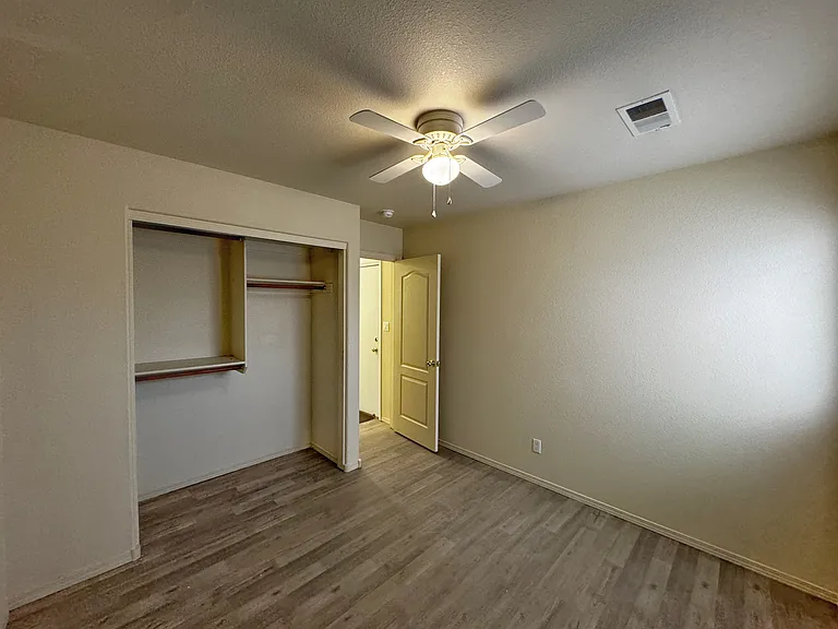 7152 Elk Creek Rd NE — Photo 35