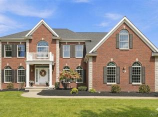 8817 Stonebriar Dr, Clarence Center, NY 14032