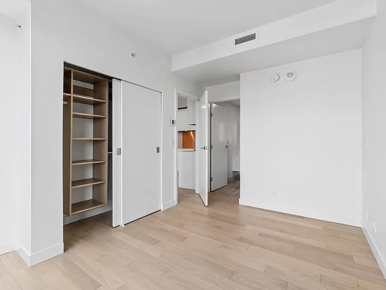 1480 Howe St #3105 — Photo 18