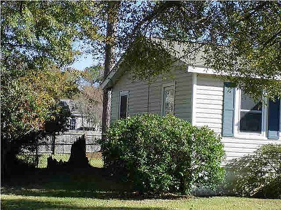 2nd image of 3602 Belmede Pl