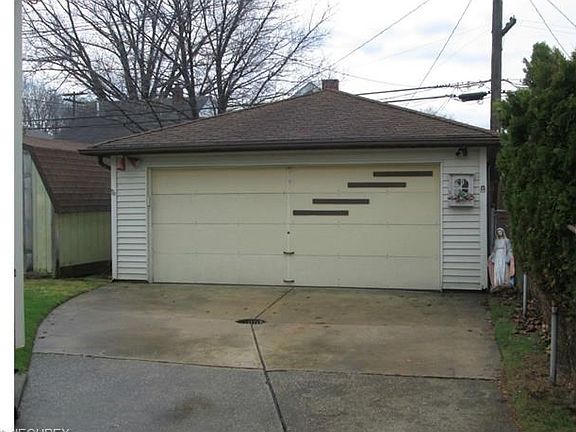 2nd image of 1505 Denley Ave