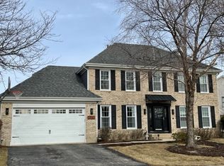 2021 Ridgefield Ave, Algonquin, IL 60102