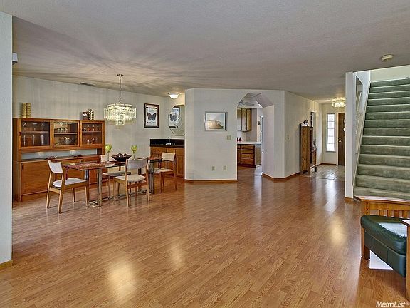 5th image of 2556 Winsford Ln
