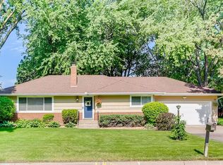 1030 Sumter Ave S, Golden Valley, MN 55426