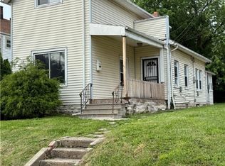 15937 Whitcomb Rd, Cleveland, OH 44110