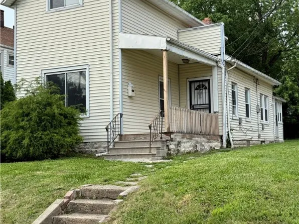 15937 Whitcomb Rd, Cleveland, OH 44110