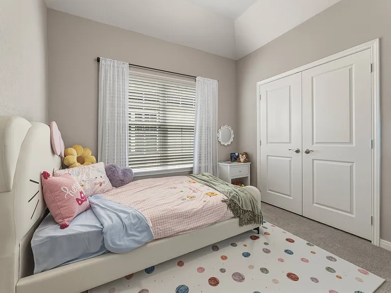 Guest Bedroom with Vaulted Ceiling (Plan 4201)