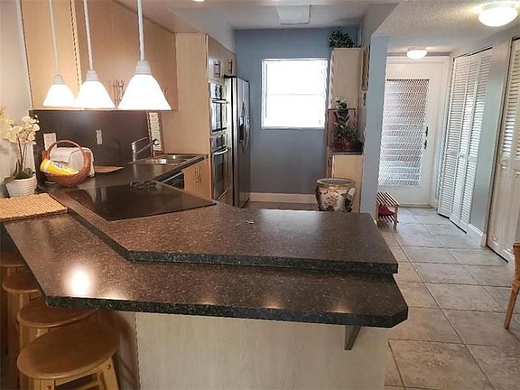 3rd image of 367 S Federal Hwy APT A314