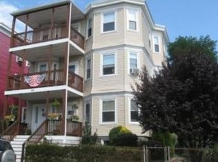 52 Prospect St, Quincy, MA 02171