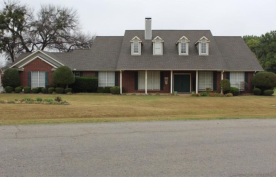 1st image of 6110 Plantation Ln