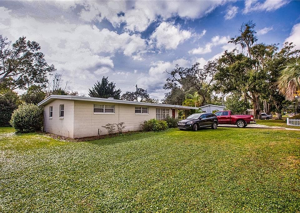 1st image of 260 Triplet Lake Dr