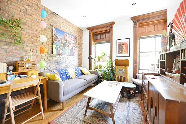 Rented by Corcoran | media 23