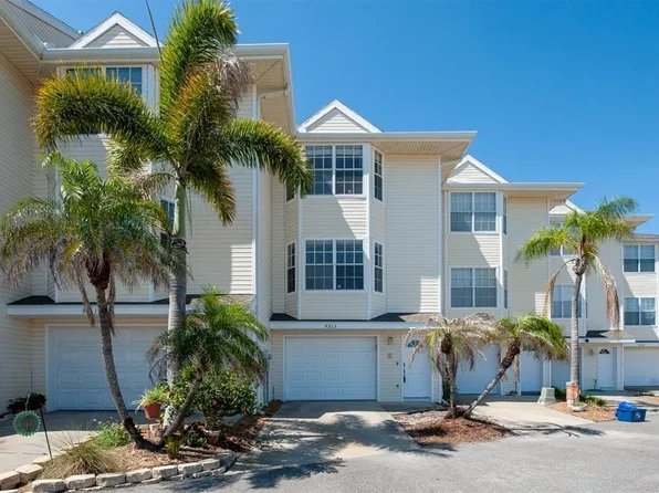 9213 Captiva Cir, Saint Pete Beach, FL 33706