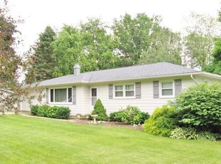 2008 Black Hawk Rd, Valparaiso, IN 46383