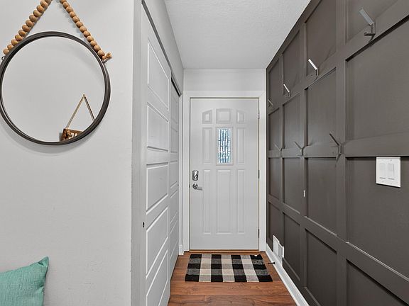 3rd image of 1650 River Bluff Ct #109