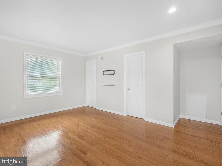 14204 Woodcrest Dr — Photo 30