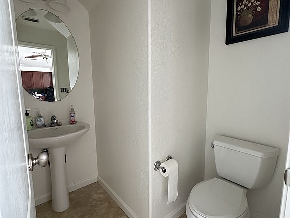 5th image of 3026 Sweet Lilac Way