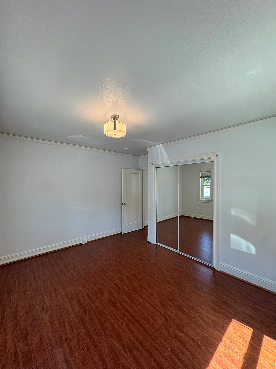 Building Photo - 20 Highland Ave #1