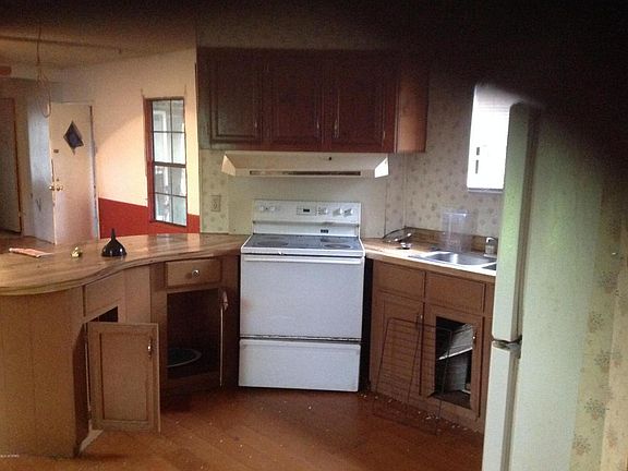 3rd image of 948 10th Ave