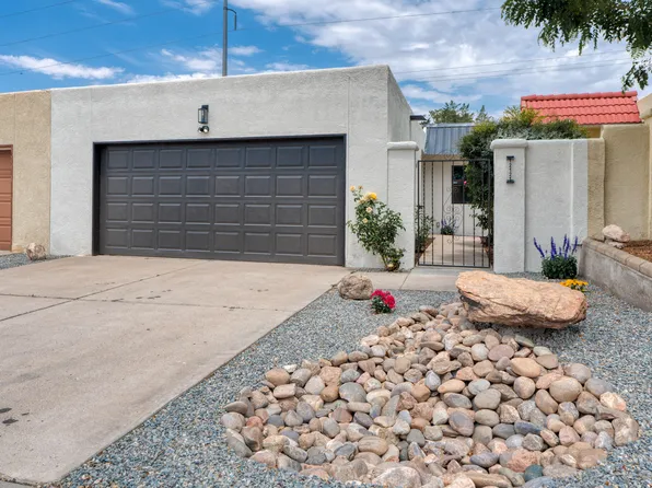 12121 Calle Zagal NE, Albuquerque, NM 87111